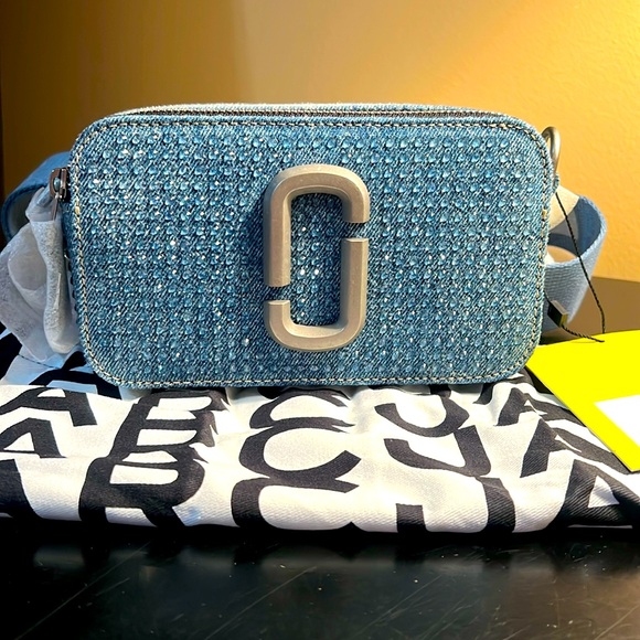 🔥💯 NWT Authentic Marc Jacobs Crystal Denim Snapshot - Picture 1 of 3